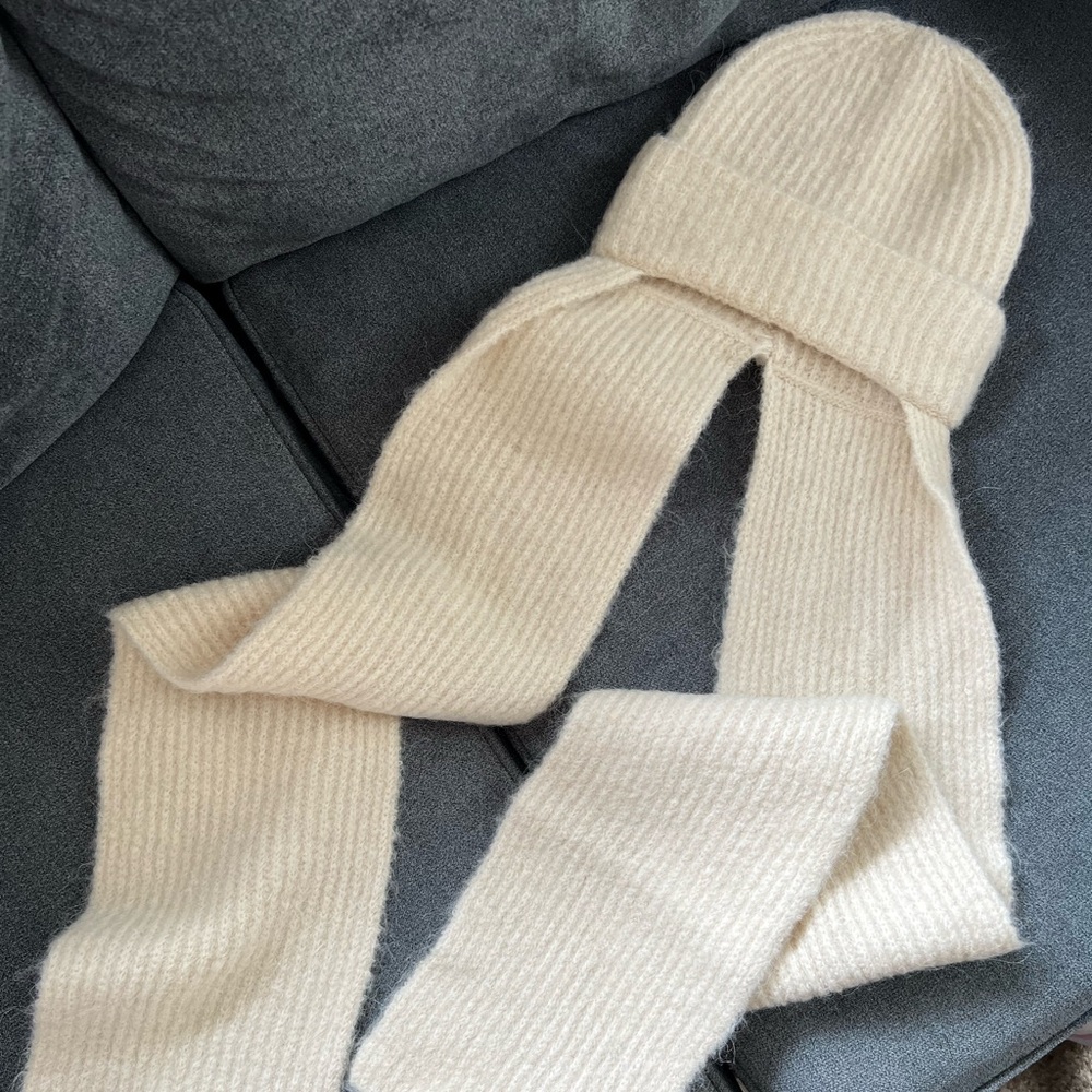 Hat / Zara
